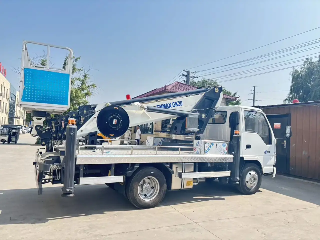 Автовышка Isuzu 100p